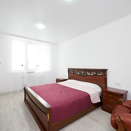 Квартира Для Вас! Вул. Голинського, 8! Apartment Лвив Екстериор снимка