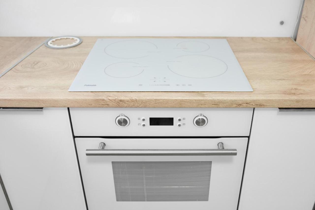 Квартира Для Вас! Вул. Голинського, 8! Apartment Лвив Екстериор снимка