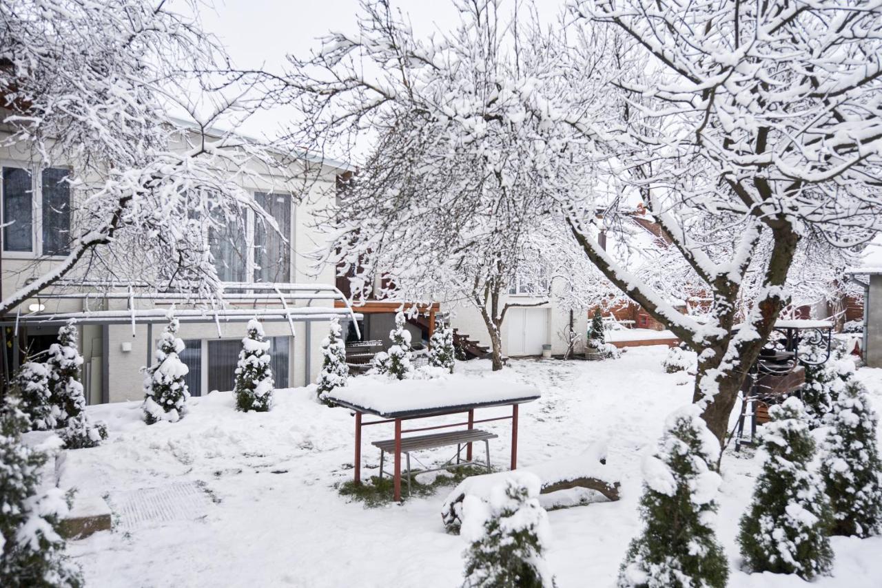Квартира Для Вас! Вул. Голинського, 8! Apartment Лвив Екстериор снимка