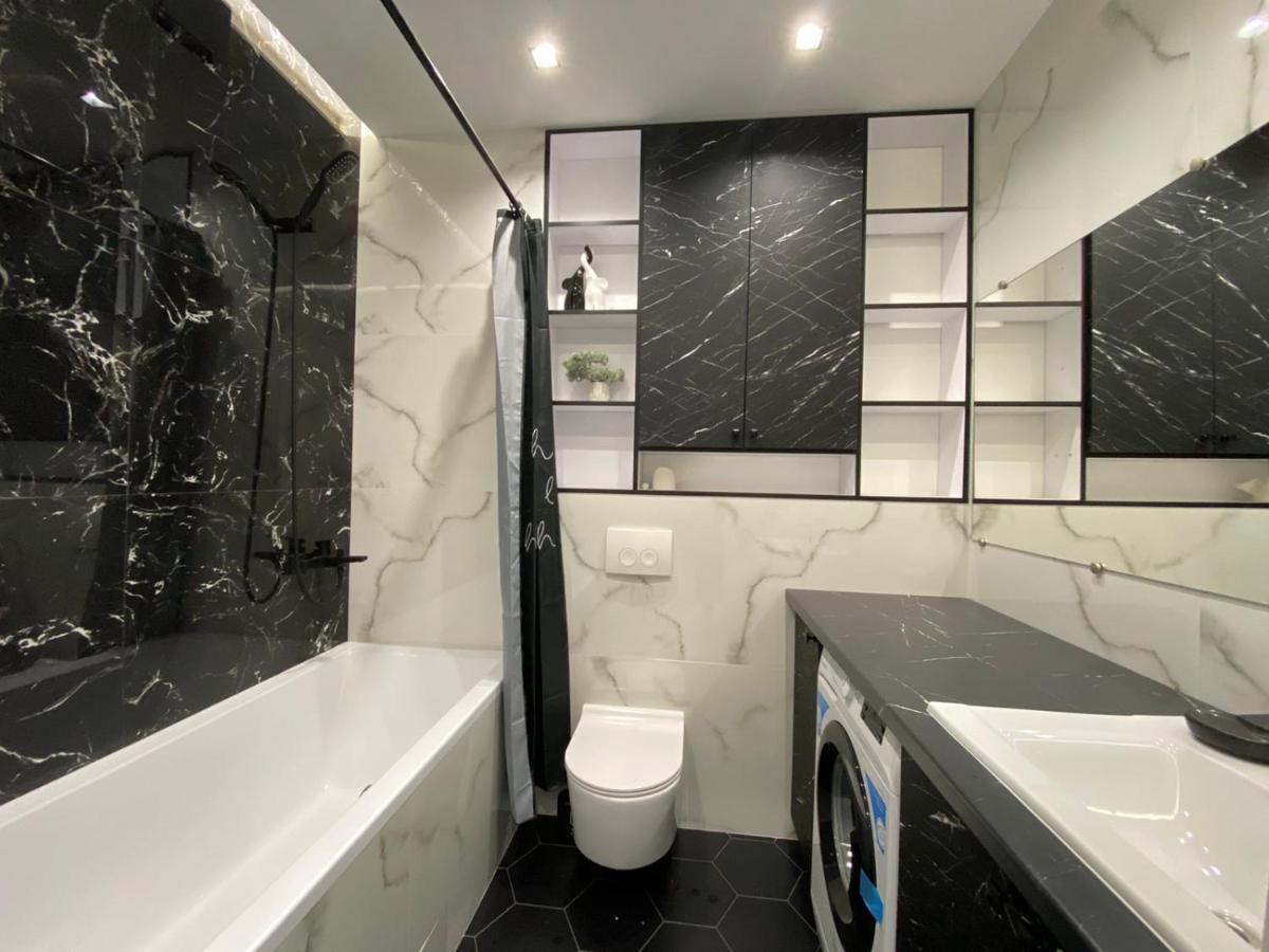 Квартира Для Вас! Вул. Голинського, 8! Apartment Лвив Екстериор снимка